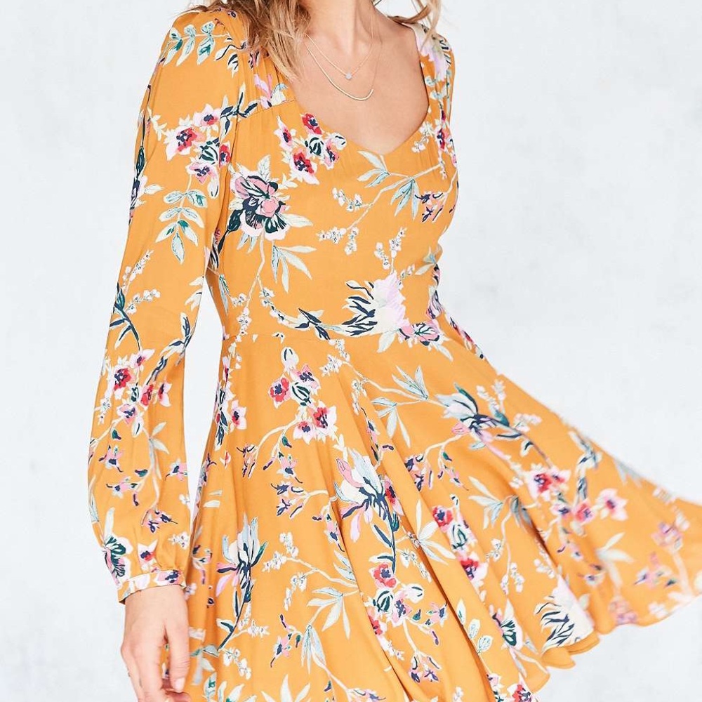 Ecote yellow long sleeve dress